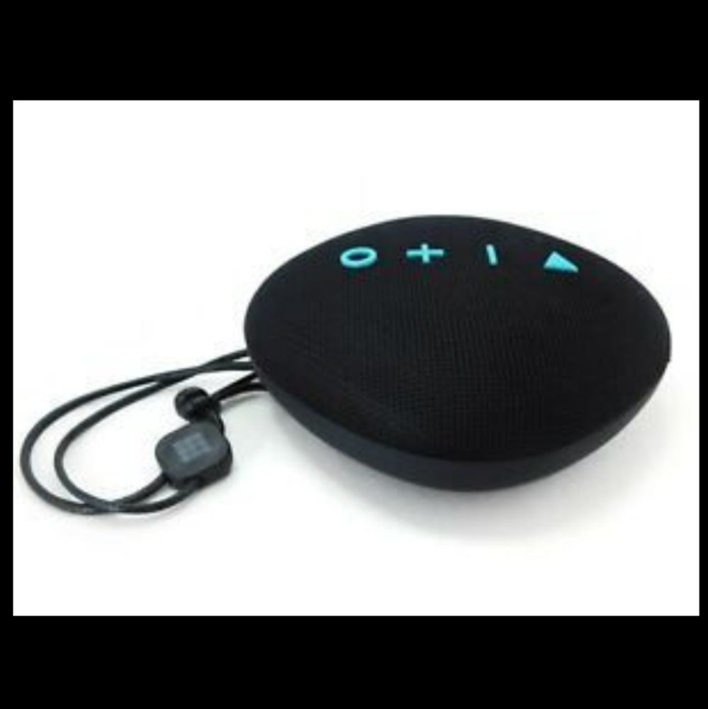 Polaroid Aqua splash Bluetooth Speaker